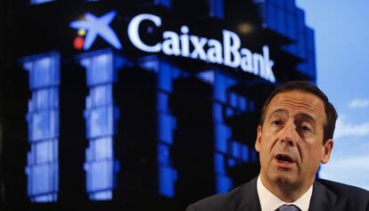 El conseller delegat de CaixaBank, Gonzalo Gort&aacute;zar, en la presentaci&oacute;.