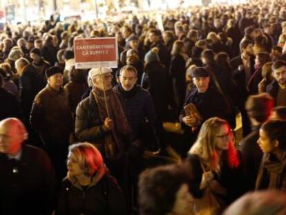 Miles de ciudadanos expresan en París y otras grandes ciudades su rechazo a los actos contra los judíos, que aumentaron un 74% en 2018