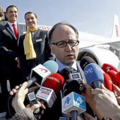 Los pilotos de Iberia irán a la huelga en la temporada alta turística