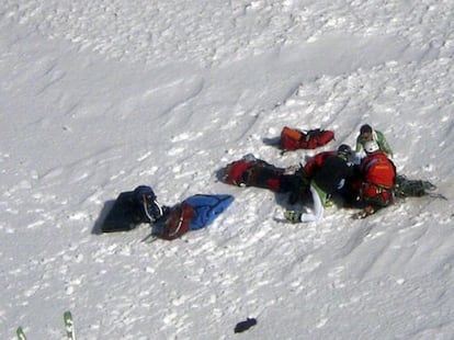 Rescate de los dos monta&ntilde;eros muertos en &Aacute;vila.