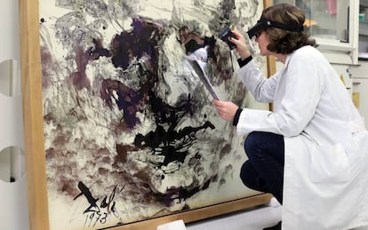 La obra 'Cabeza de Beethoven', pintado por Salvador Dali en 1973 sale por primera vez del museo para viajar a Alemania.