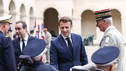 El presidente de Francia, Emmanuel Macron, durante un homenaje a los veteranos de la guerra de Argelia, el 18 de octubre en París.