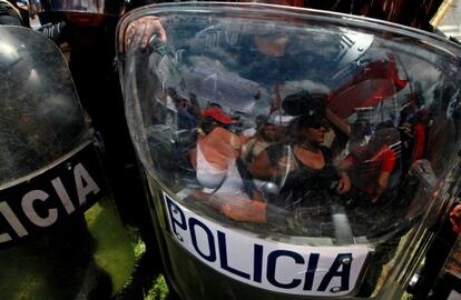 La Polic&iacute;a nicarag&uuml;ense en una protesta en Managua.