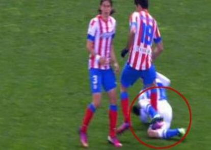 El pisotón de Diego Costa a Agirretxe.