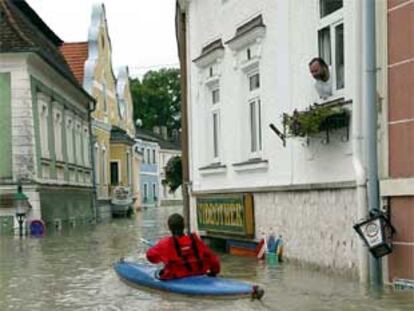 Las lluvias obligan a desplazar a unas 200.000 personas en la República Checa