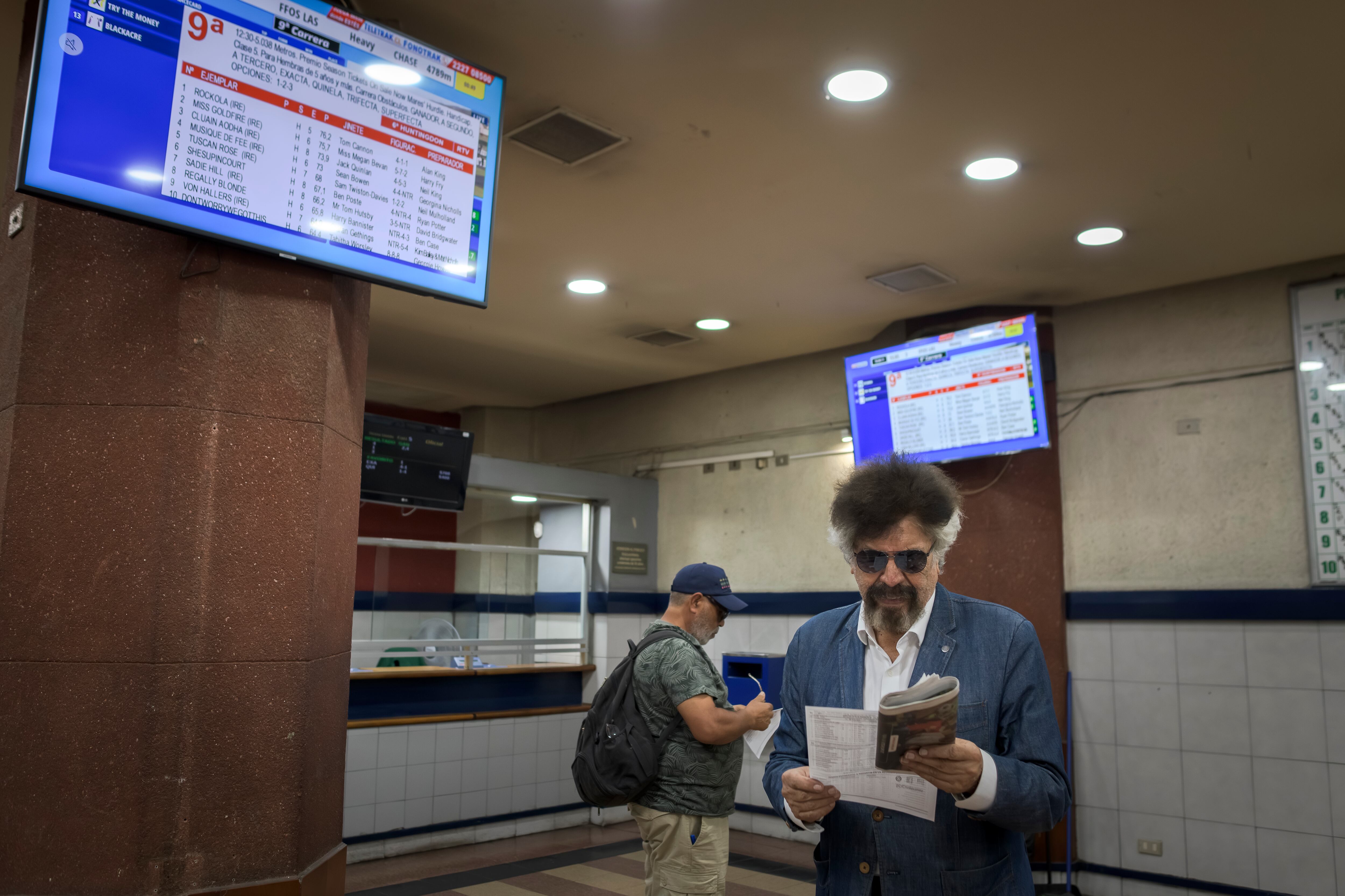 Santiago vacío: un oasis en medio de los incendios y el calor
