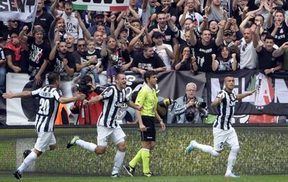 Vidal celebra el gol de la victoria ante el Palermo.