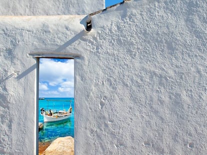 Embarcación en una playa de la isla de Formentera.