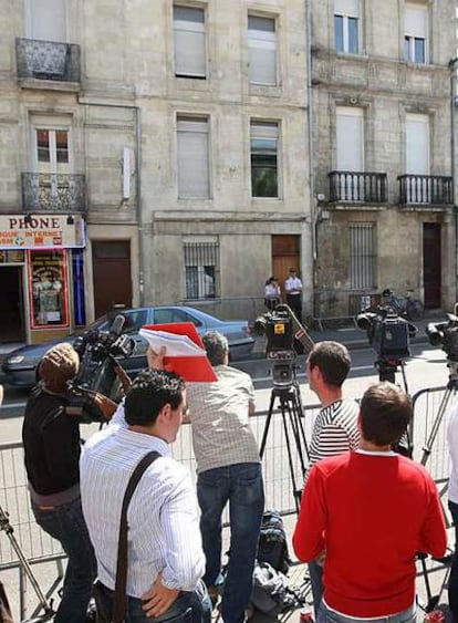 Fachada de la casa en la que vivían los etarras en Burdeos.