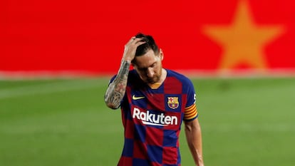 Messi, en el Camp Nou, tras la derrota del Barcelona ante Osasuna.