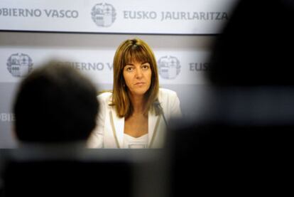 Idoia Mendia, durante su comparecencia de ayer tras el Consejo de Gobierno, en Vitoria.