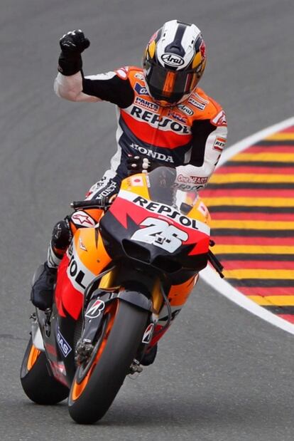 El español Dani Pedrosa celebra su victoria en el Gran Premio de Alemania