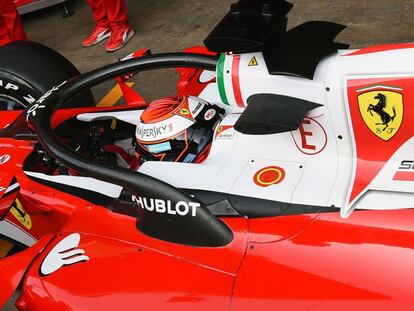 El 'halo' del Ferrari de Raikkonen, hoy en Montmeló.