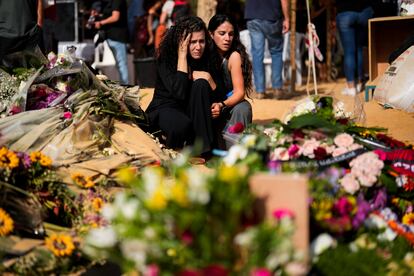 Funeral de David Caroll en el Kibbutz Revivim, en el sur de Israel.