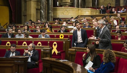 Un dels debats durant el ple del Parlament.