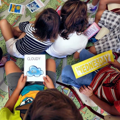 17/05/17Unos niños en un colegio bilingüe en Valencia. Inglés. Foto: Mònica Torres