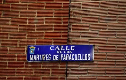 Calle dedicada en Madrid a los ejecutados en Paracuellos del Jarama entre el 7 de noviembre y el 4 de diciembre de 1936. 