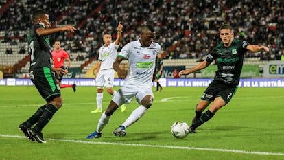 Deportivo Cali se enfrenta a Once Caldas, en un partido de la liga Águila, que se juega en el estadio Palmaseca de la ciudad de Cali.