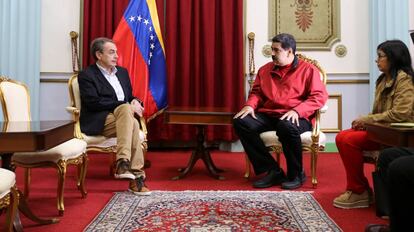 Zapatero y Maduro en una reuni&oacute;n en Caracas.