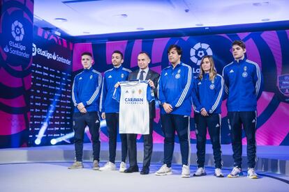 Laura Moreno junto a sus compañeros de equipo en la presentación de la eLaLiga Santander el pasado 14 de febrero. 