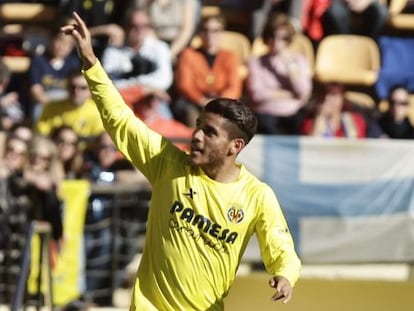 Jonathan dos Santos celebra el gol marcado al Deportivo.