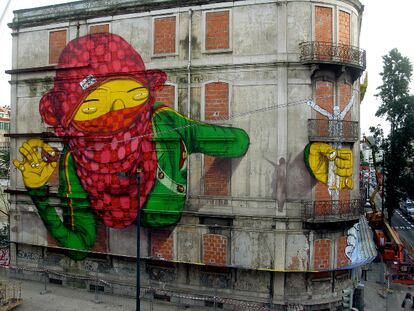 <span >Obra de &quot;Os Gemeos&quot; (Gustavo y Octavio Pandolfo), los más reconocidos artistas del graffiti brasileño.</span>