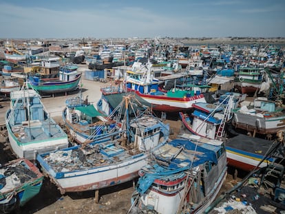 A fishing fleet in Parachique, Peru.