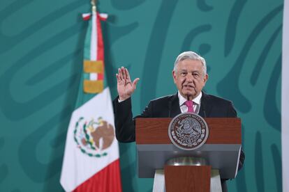 El presidente de México, Andrés Manuel López Obrador, durante su rueda de prensa en Palacio Nacional este martes.