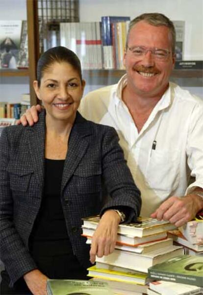 Cristina Marcano y Alberto Barrera, ayer en Madrid.