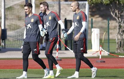 Kepa, De Gea y Pau López, con España.