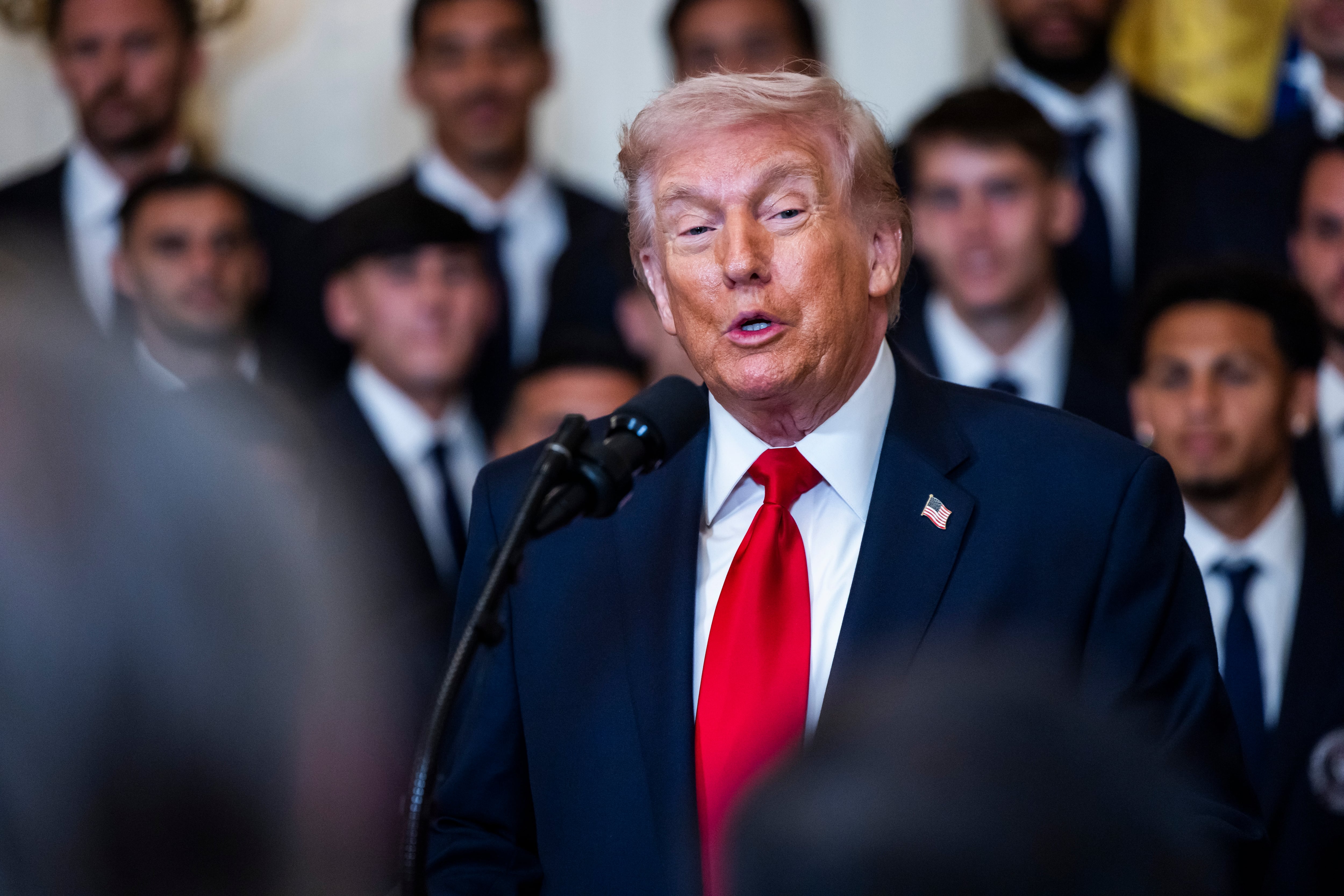 Del “estoy dispuesto a hablar” al “no habrá acuerdo sin rendición incondicional”: los bandazos de Trump sobre el fin de la guerra en Irán