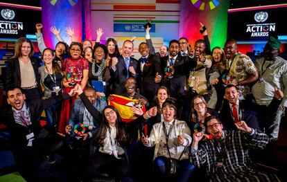 Los ganadores de los primeros Premios a la Acción para el logro de los ODS, en la gala de entrega en Bonn.