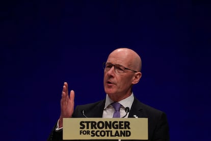 John Swinney interviene en el congreso del Partido Nacional de Escocia (SNP) celebrado en Aberdeen el 9 de octubre de 2022.