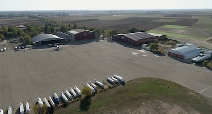 Hangares del aeródromo de Ocaña.