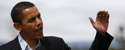 Barack Obama, en rueda de prensa durante la visita a una empresa de energía en Bend, Oregón.