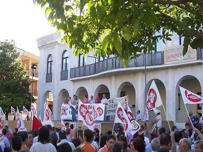 Los empleados de Jher se manifestaron el miércoles en Íscar (Valladolid).