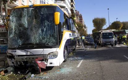 Estado en el que qued&oacute; el autob&uacute;s tras el accidente.