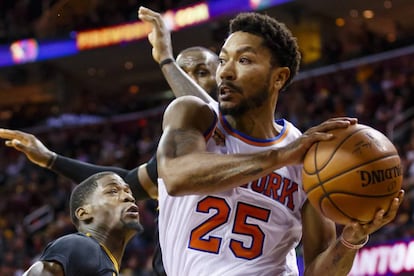 Derrick Rose, en su estreno con la camiseta de los Knicks, en el partido ante Cleveland.