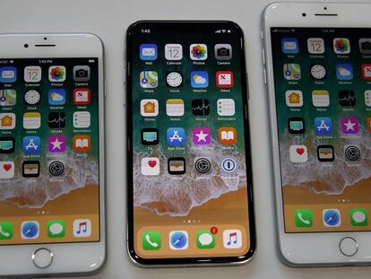 Iphone 8, a la izquierda, iPhone X e iPhone 8 Plus.