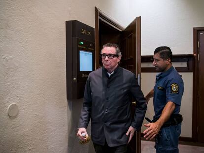 Jean-Claude Arnault, el 24 de septiembre en Estocolmo tras una sesión del juicio en el que fue condenado por violación.