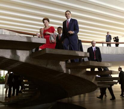 El presidente Barack Obama y la presidenta de Brasil Dilma Rousseff en el Palacio do Itamaraty, en Brasilia.
