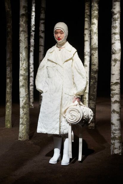 smag-moncler-5-simone-rocha-rf19-0114