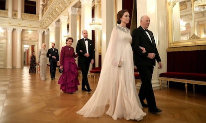 Kate Middleton y Harald de Noruega, la semana pasada.