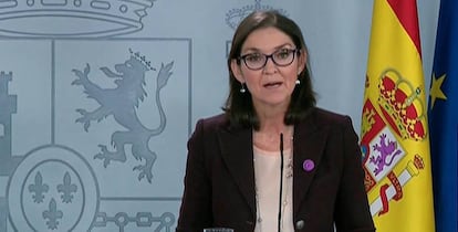 La ministra de Industria, Reyes Maroto, durante una rueda de prensa en La Moncloa.