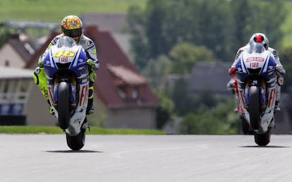 Gran Premio de Alemania del 2009: Lorenzo es segundo por detrás de su compañero de equipo, a quien persigue, pero no atrapará hasta el año siguiente, el año en que todo cambió para el motociclismo español.