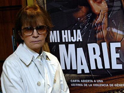 La cineasta francesa Nadine Trintignant, madre de Marie, fallecida el 1 de agosto a manos de su pareja.