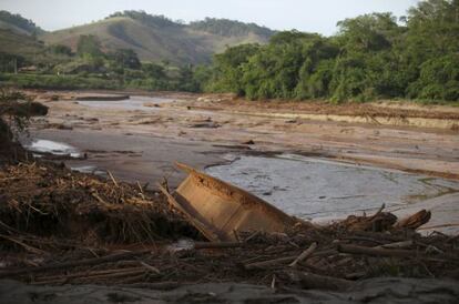 O Rio Doce no dia 12 de novembro, depois do desastre em Mariana.