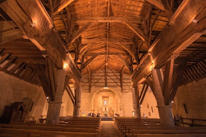 Interior de la ermita de la Antigua, en Zumárraga (Gipuzkoa).