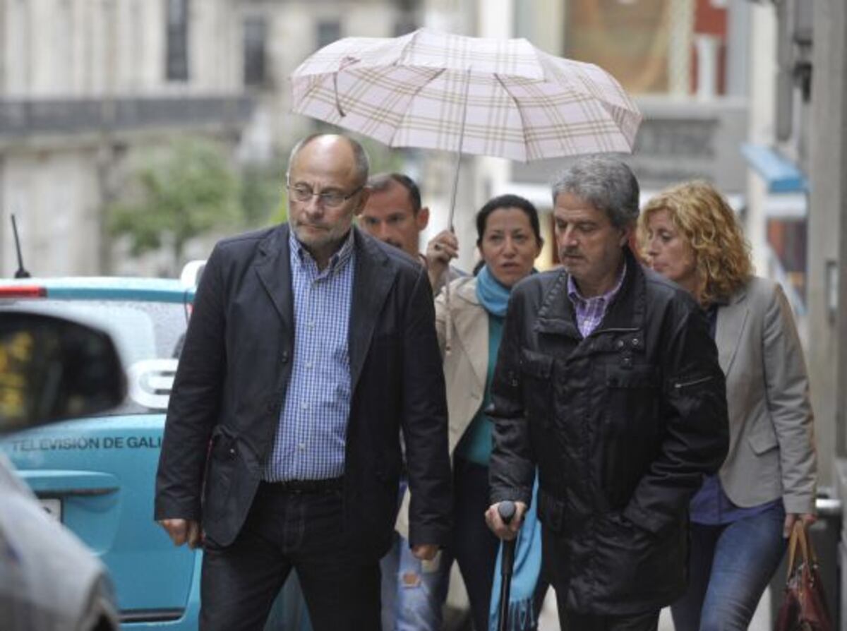 La ejecutiva del PSOE de Ourense apoya el desafío del alcalde a Ferraz ...