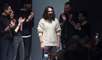 Alessandro Michele tras presentar su colección otoño-invierno de Gucci.